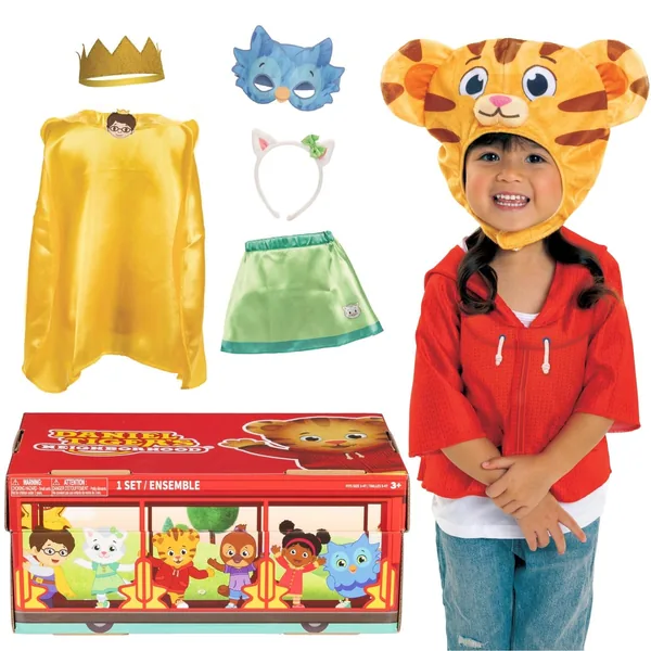 Daniel Tiger's Neighborhood Dress Up Trunk